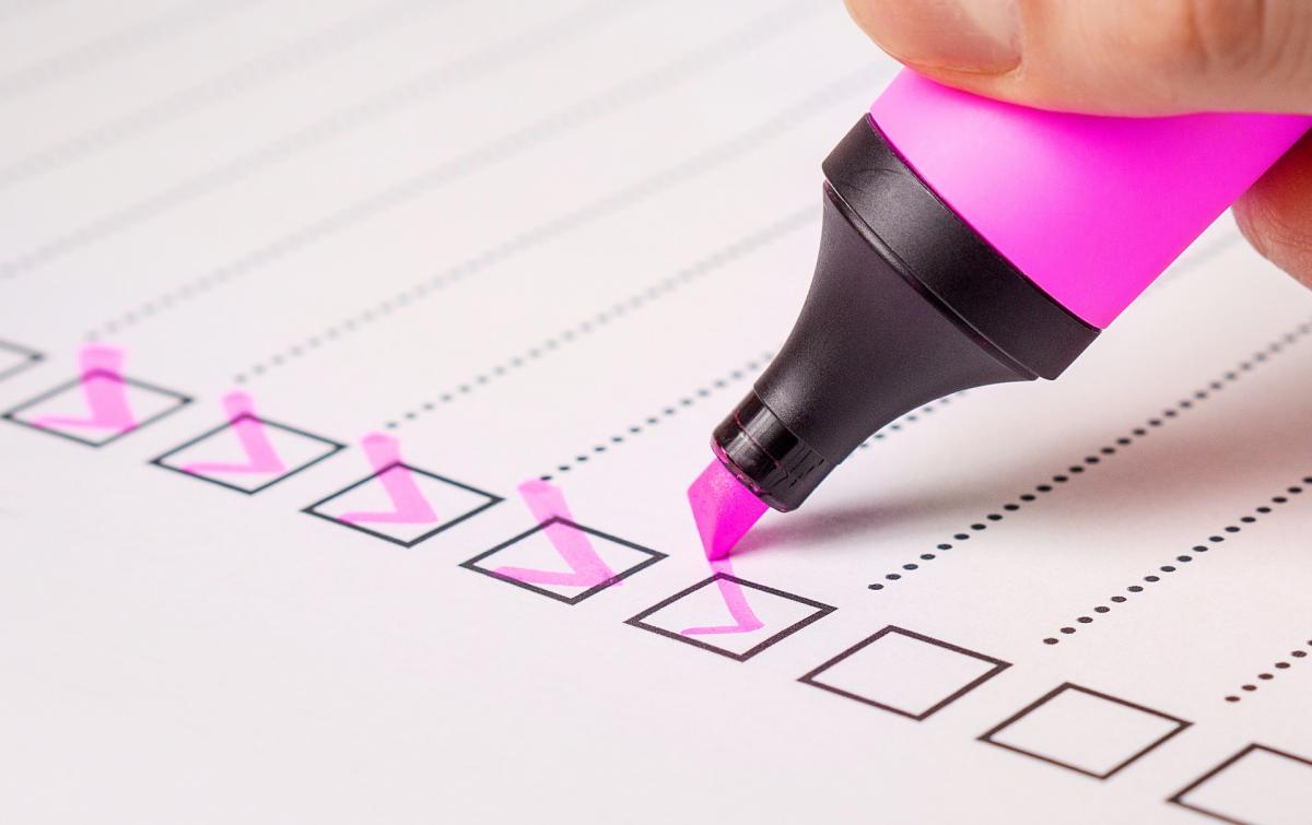 Minimise financial risk for your freelance business